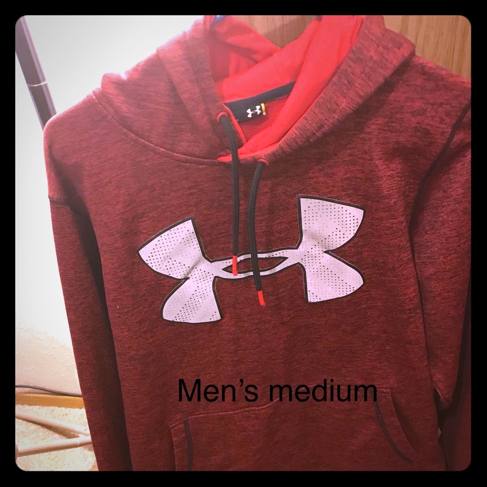 Men’s under armour sweatshirt